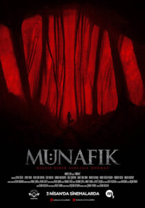 munafik afis 336x480 210x300 - Vizyona Giren Filmler: 3 Nisan