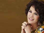 Hülya Koçyiğit Amerika’da Ameliyat Oluyor