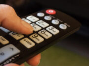 Televizyon Kumandası Cep Telefonu Kadar Zararlı! Televizyon Kumandası