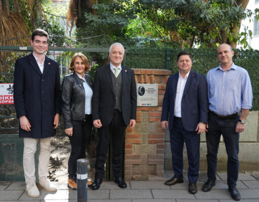 Diş Hekimi Dr. Halit Şazi Bey Anısı Kadıköy’de Yaşatılıyor